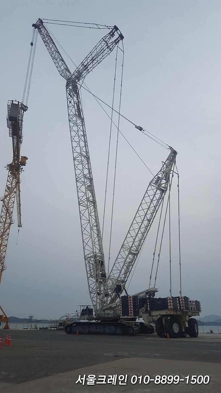 크롤라 앵글 크레인