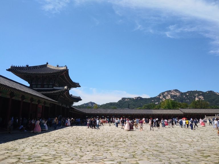 경복궁의하늘